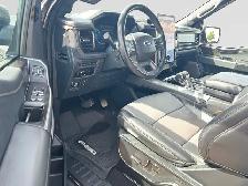 2023 Ford F-150 Lightning LARIAT SuperCrew - Photo 13