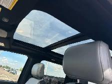 2023 Ford F-150 Lightning LARIAT SuperCrew - Photo 18