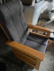 rocking chair - Photo 2