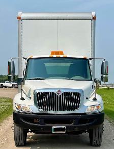 Residential and commercial moving - Photo 2