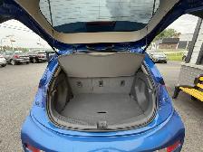 2018 Chevrolet Bolt EV LT - Photo 15