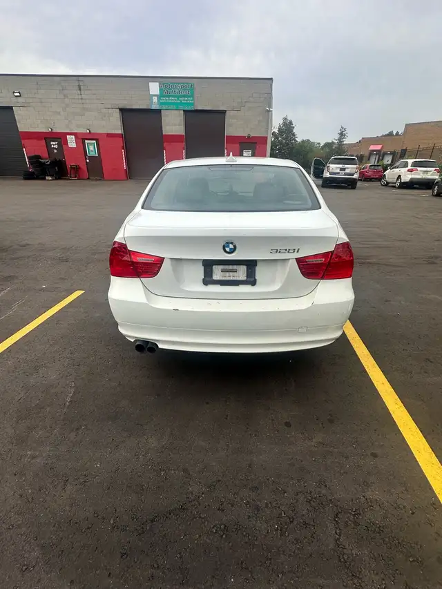 2011 BMW 328i XDrive