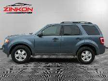 2011 Ford Escape | RARE FIND | MANUAL | LOW KMS | - Photo 2