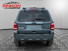 2011 Ford Escape | RARE FIND | MANUAL | LOW KMS | - Photo 4