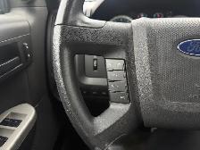 2011 Ford Escape | RARE FIND | MANUAL | LOW KMS | - Photo 17