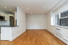 Renovated one bedroom, Russell Hill and St. Clair - ID 2276 - Photo 2