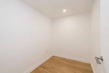 Renovated one bedroom plus den, Marlee and Hillmount - ID 23 - Photo 9