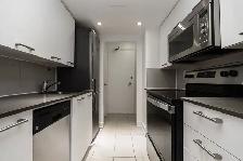 renovated two bedroom, bayview and eglinton - ID 2342 - Photo 2