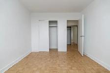 renovated two bedroom, bayview and eglinton - ID 2342 - Photo 7