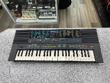Yamaha Portasound PSS-480 Keyboard