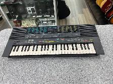 Yamaha Portasound PSS-480 Keyboard - Photo 2