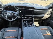 2025 GMC SIERRA 1500 AT4 CREW CAB SB - Photo 24