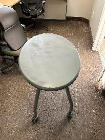 Coffee Table-Fair Condition-Call us now! - Photo 2