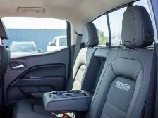 2019 GMC Canyon 4WD - All Terrain Tires | Cloth Seats - Photo 45
