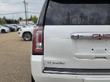 2020 GMC Yukon Denali - Photo 13