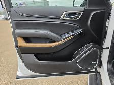 2020 GMC Yukon Denali - Photo 17