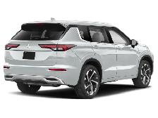 2024 Mitsubishi Outlander - Photo 2