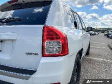 2011 Jeep Compass Limited - Photo 13