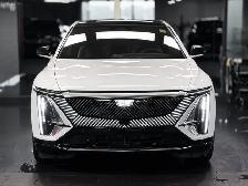 2024 Cadillac LYRIQ Tech | Low Mileage | 33 Display | Google - Photo 4