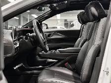 2024 Cadillac LYRIQ Tech | Low Mileage | 33 Display | Google - Photo 10