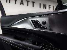 2024 Cadillac LYRIQ Tech | Low Mileage | 33 Display | Google - Photo 15