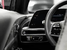 2024 Cadillac LYRIQ Tech | Low Mileage | 33 Display | Google - Photo 17