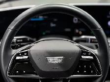 2024 Cadillac LYRIQ Tech | Low Mileage | 33 Display | Google - Photo 18