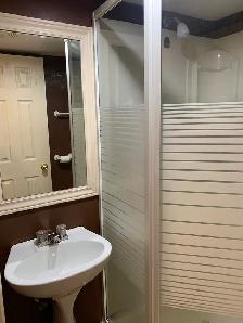 1 Bedroom Basement Apartment - Photo 7