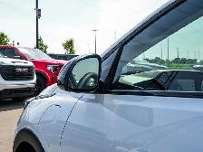 2027 Chevrolet Bolt - Photo 7