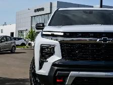 2027 Chevrolet Traverse Z71 - Photo 5