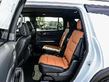 2027 Chevrolet Traverse Z71 - Photo 32