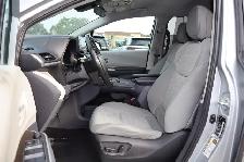 2023 Toyota Sienna LE AWD - Photo 13