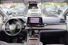 2023 Toyota Sienna LE AWD - Photo 14