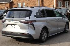 2023 Toyota Sienna LE AWD - Photo 18
