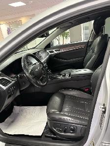 2015 Hyundai Genesis 4dr Sdn Ultimate - Photo 8