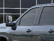2026 Chevrolet Silverado 2500HD ZR2 - Photo 12
