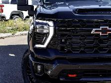 2026 Chevrolet Silverado 2500HD ZR2 - Photo 5
