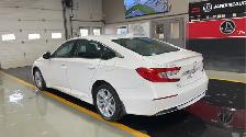 2018 Honda Accord - Photo 3
