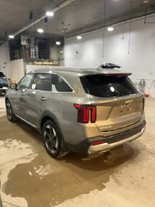 2026 Kia Sorento Hybrid - Photo 6