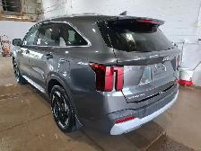 2026 Kia Sorento Hybrid - Photo 6
