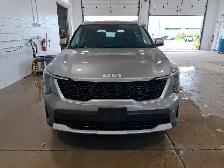 2025 Kia Sorento Plug-In Hybrid - Photo 2