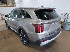 2025 Kia Sorento Plug-In Hybrid - Photo 6
