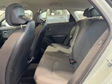 2025 Kia K4 - Photo 12