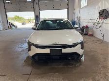 2025 Kia K4 - Photo 2