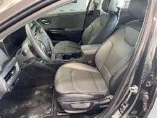 2025 Kia K4 - Photo 8