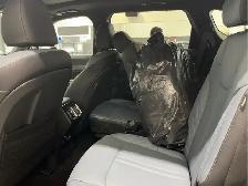 2025 Kia Sorento Hybrid - Photo 12