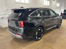 2026 Kia Sorento Hybrid - Photo 4