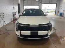 2026 Kia Sportage Plug-In Hybrid - Photo 2