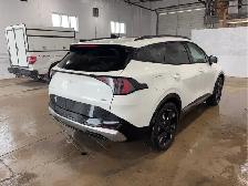 2026 Kia Sportage Plug-In Hybrid - Photo 4