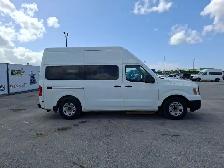 2017 Nissan NV - Photo 4